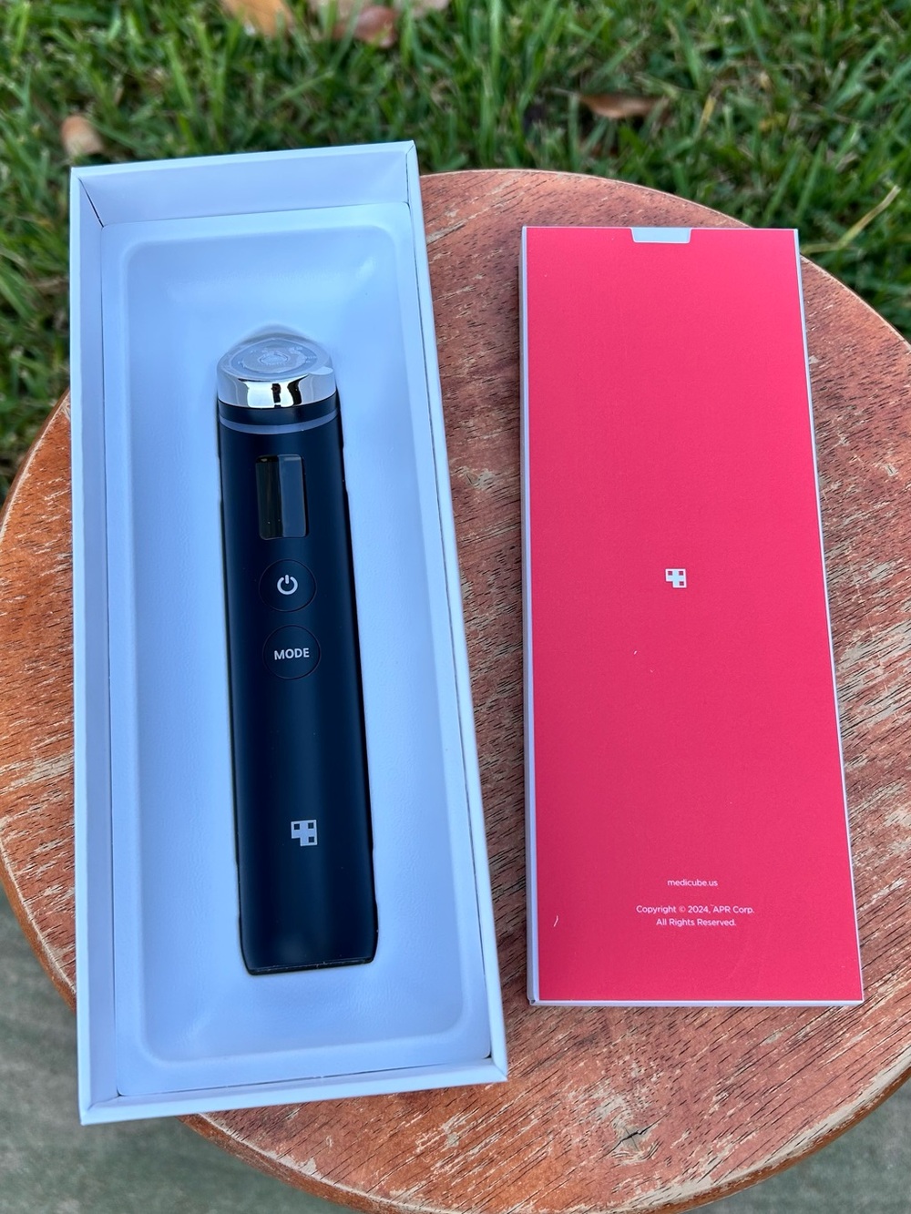 Medicube AGE-R Booster Pro – Nuevo en caja